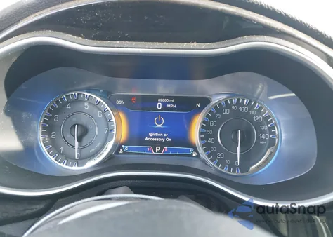 2015 Chrysler 200 C z USA, uszkodzony, nr VIN 1C3CCCCG5FN706590